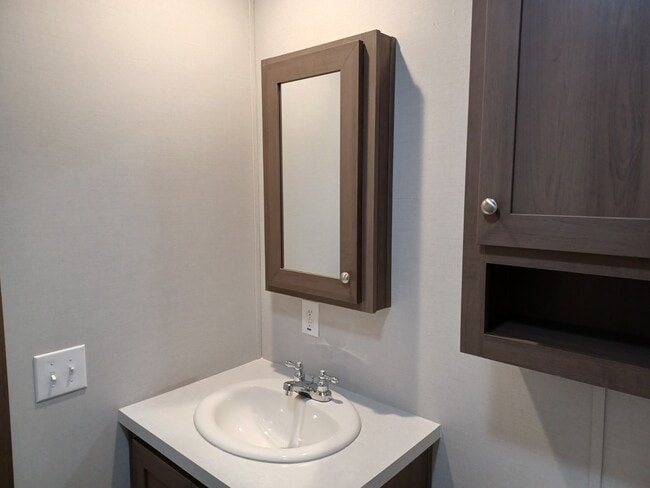 Building Photo - 5200 Champagne Dr