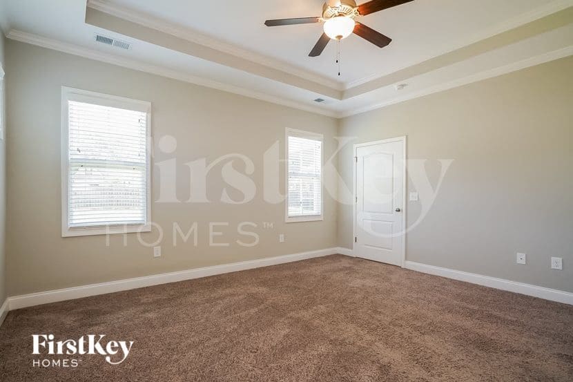 Building Photo - 295 Edgefield St