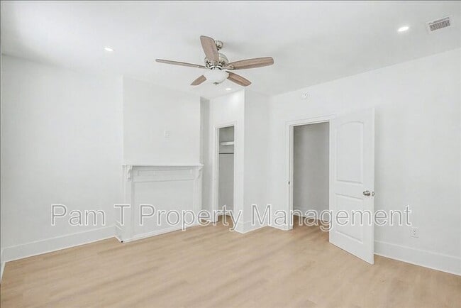 Building Photo - 615 W 39th St