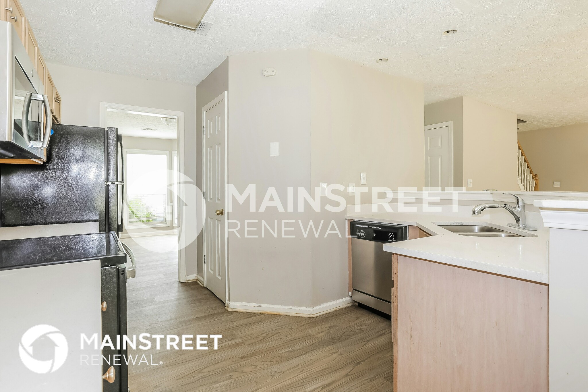 Building Photo - 638 Stonemill Manor