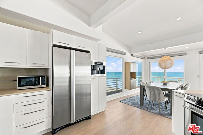 Building Photo - 24742 Malibu Rd