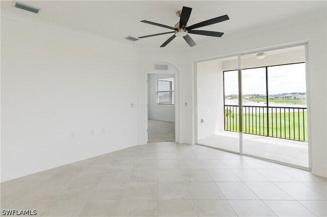 Building Photo - 5527 Double Eagle Cir