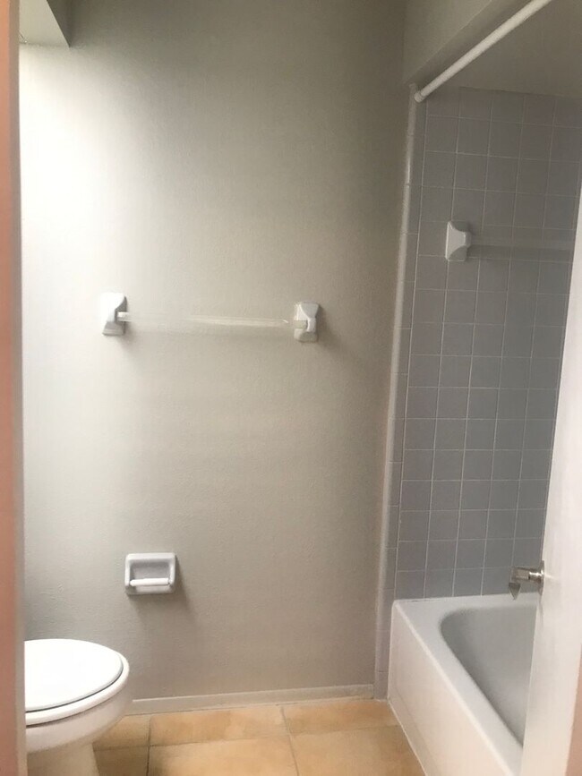 Building Photo - 7605SBD(100)