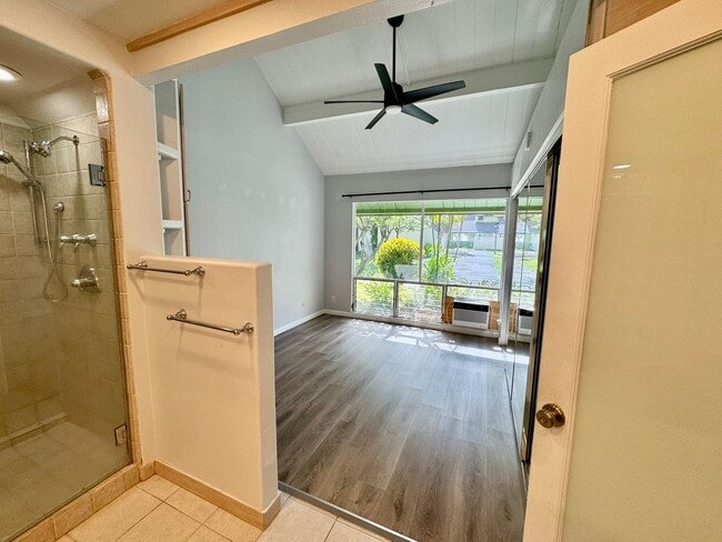 Building Photo - 3/2/2 Townhome at Village Green