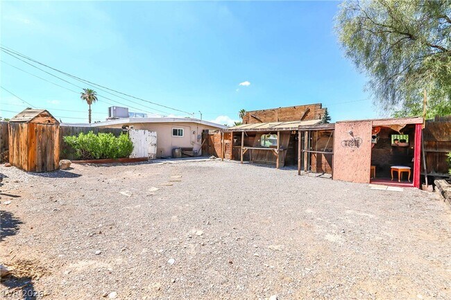Building Photo - 867 Lulu Ave