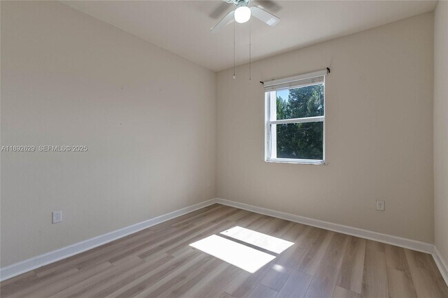 Building Photo - 17062 SW 95th Terrace