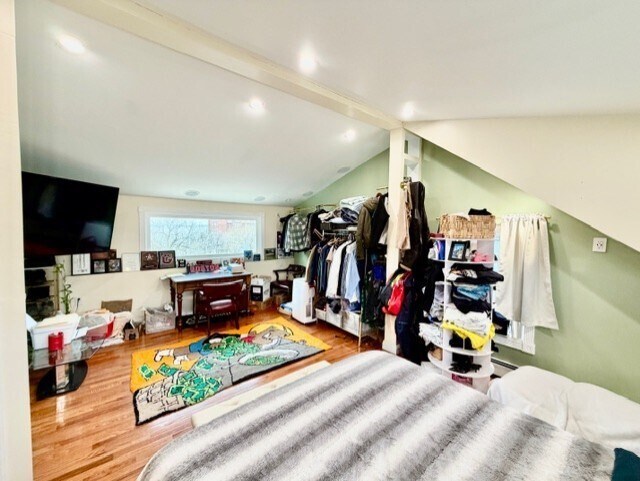 Building Photo - 14 Amity St