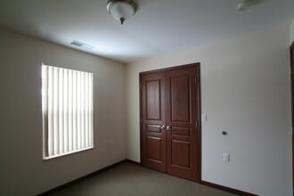 Building Photo - 306 Beeline Rd