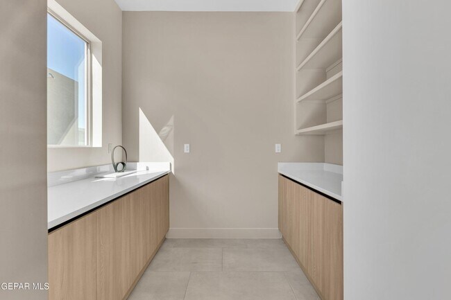 Building Photo - 12741 Persistence Ave