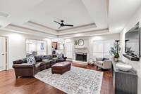 Building Photo - 5202 Heatherdale Dr
