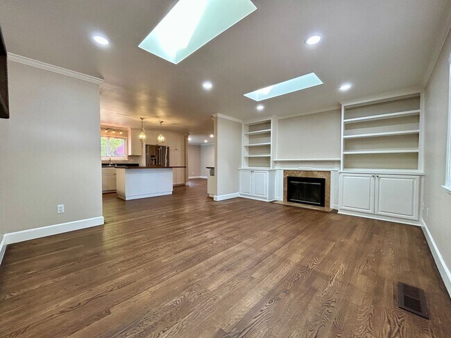 Building Photo - Charming Santa Clara Home – Prime Location...