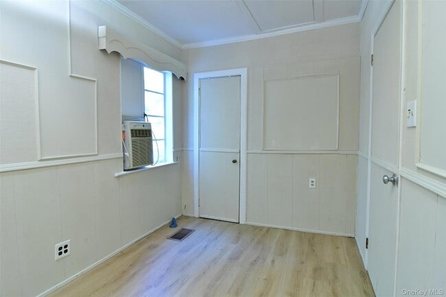 Building Photo - 50 Glenwood Rd