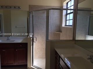 Building Photo - 5906 NW 56th Pl