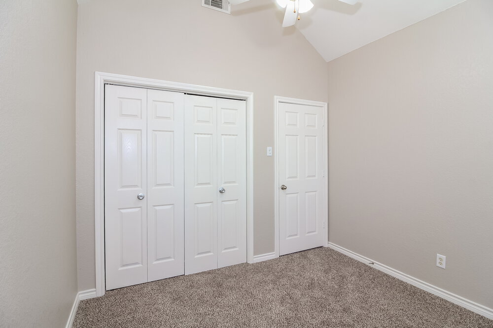 Building Photo - 1232 Clay Ln