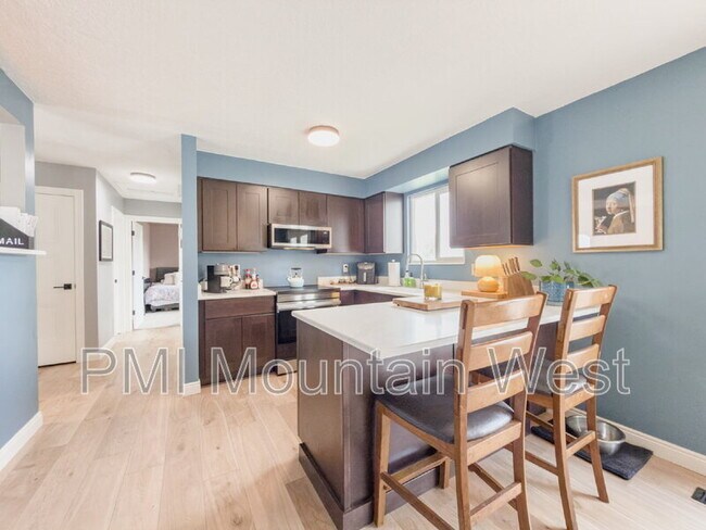 Building Photo - 4982 Aspen Shadow Ct