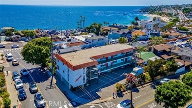 Building Photo - 585 Glenneyre St