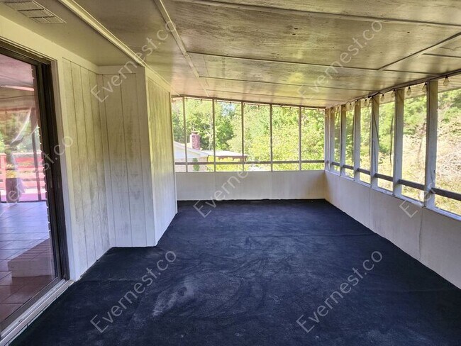 Building Photo - 1529 Winchester Trail