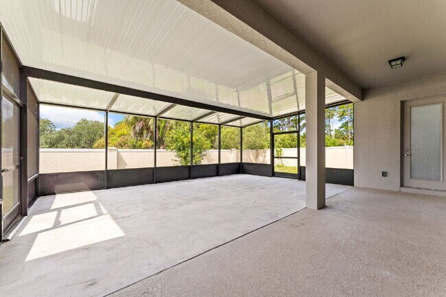 Building Photo - Spacious 4-Bedroom Home with 3 Full Baths ...