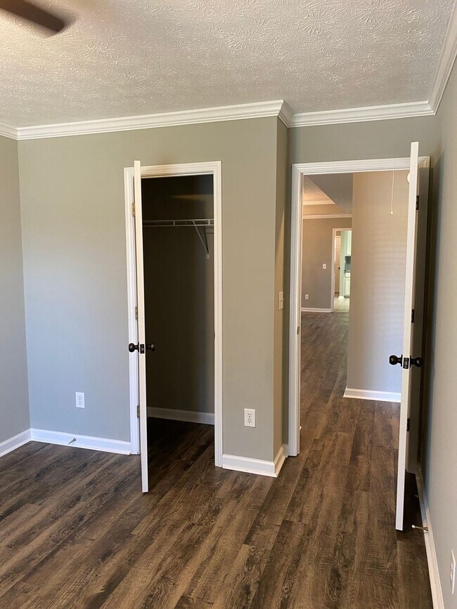 Building Photo - Thorington Trace