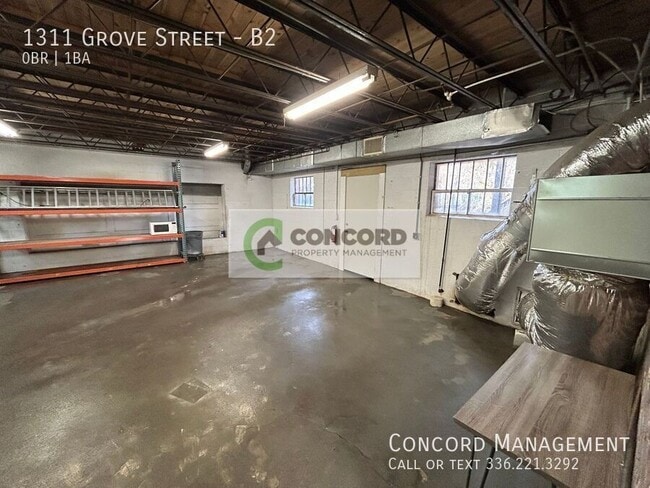 Building Photo - 1311 Grove St