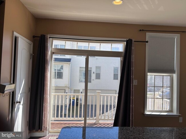 Building Photo - 9623 Smithview Pl