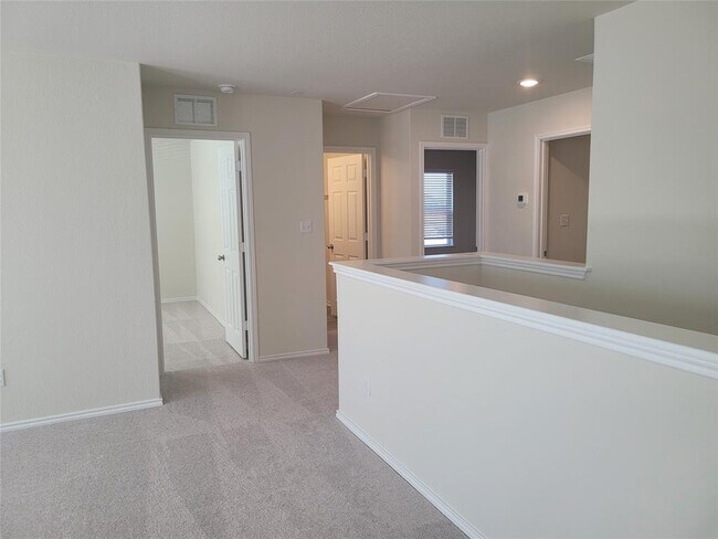 Building Photo - 222 Sugar Cane Rd
