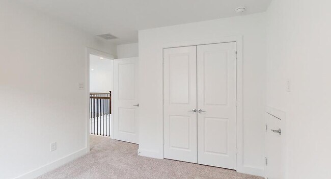 Building Photo - 21623 Lampeter River Ln