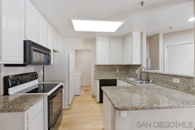 Building Photo - 3969 Mahaila Ave
