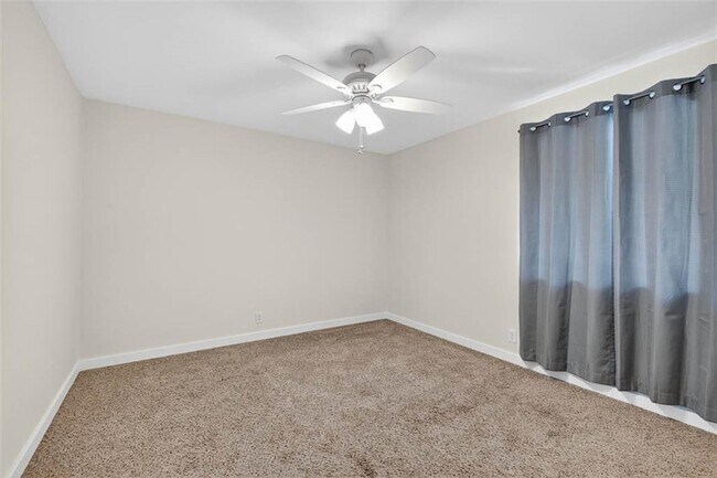 Building Photo - 100 Blair Rd