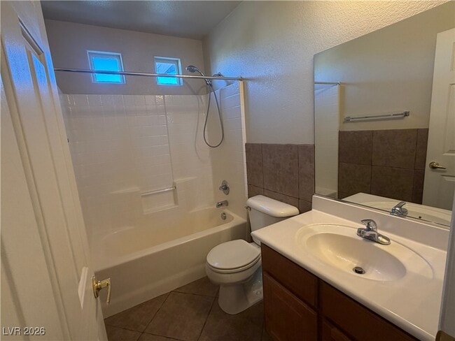 Building Photo - 2175 Low Creek Ct