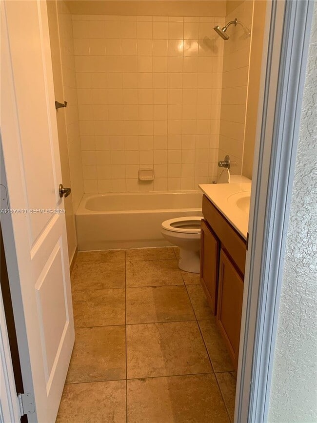 Building Photo - 27321 SW 140th Ct