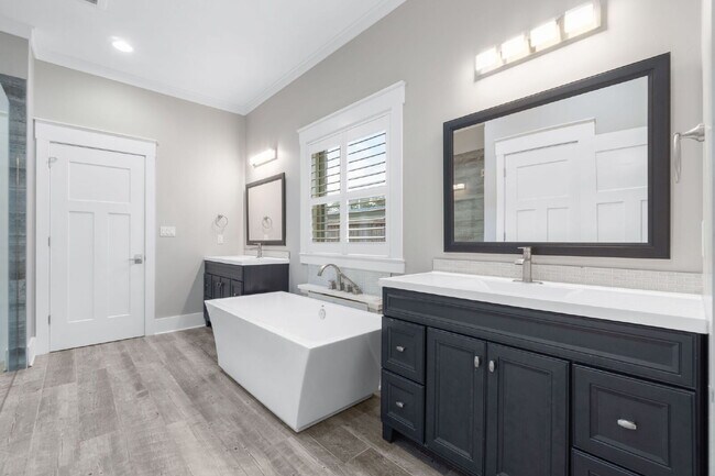Building Photo - 52 Okahatchee Cir SE