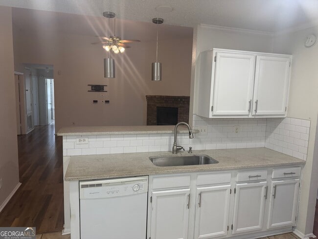 Building Photo - 4310 Wesley Way