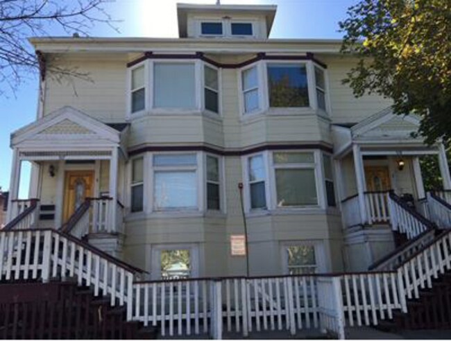 Building Photo - 517 E 500 S