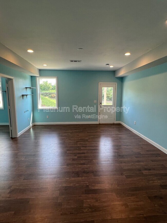 Building Photo - 4770 Leatherstone Way