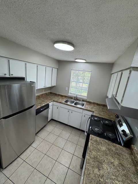 kitchen - 3310 Washington Ave