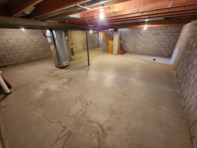 Building Photo - 3603 Geele Ave