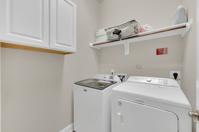 Building Photo - 24119 Kingdom Isle Ln
