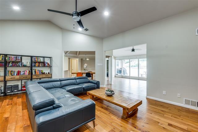 Building Photo - 6809 Vineridge Dr