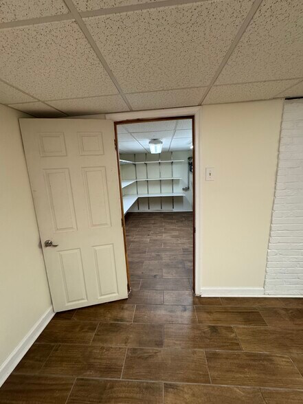 Building Photo - 1239 Disston St Unit 2