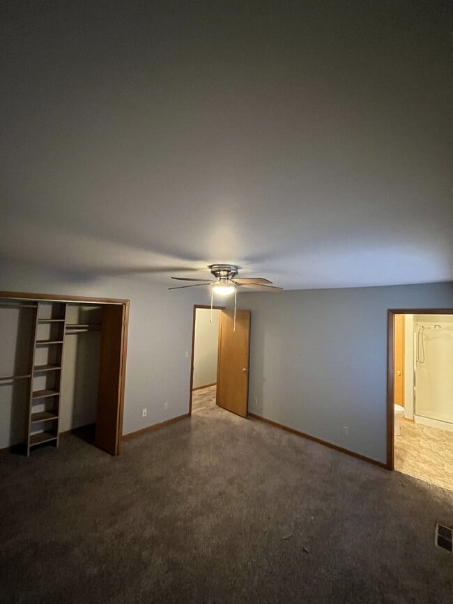 Building Photo - 1331 Spruce Ave