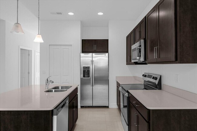 Building Photo - 1344 Captiva Cv