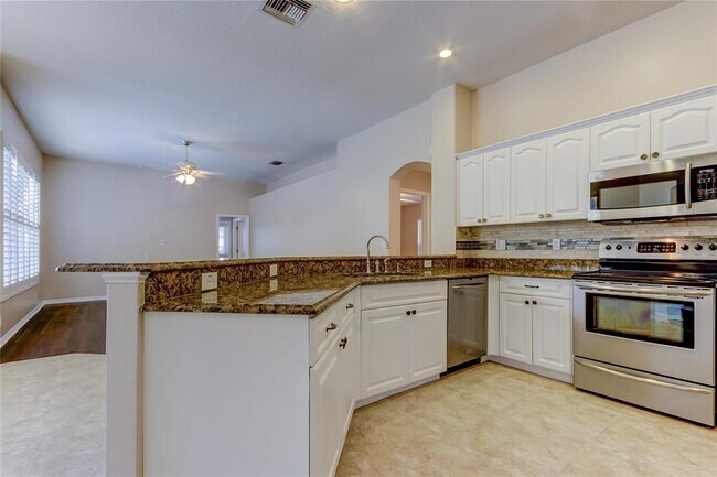 Building Photo - 3773 Pendlebury Dr