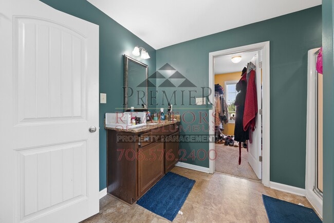 Building Photo - 4940 Brightstar Ln