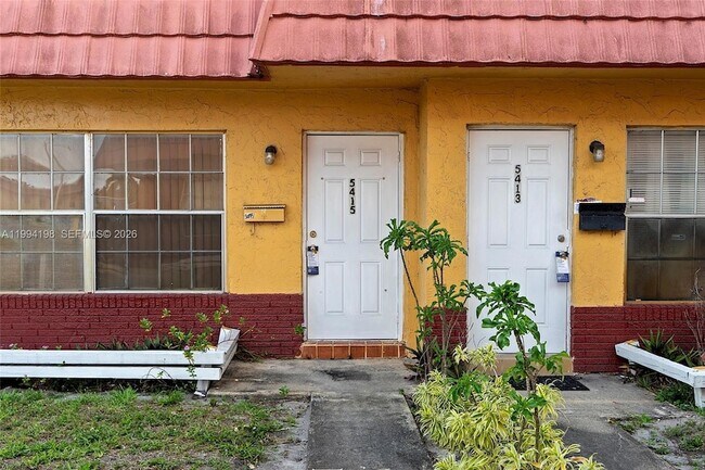 Building Photo - 5415 NW 27th St