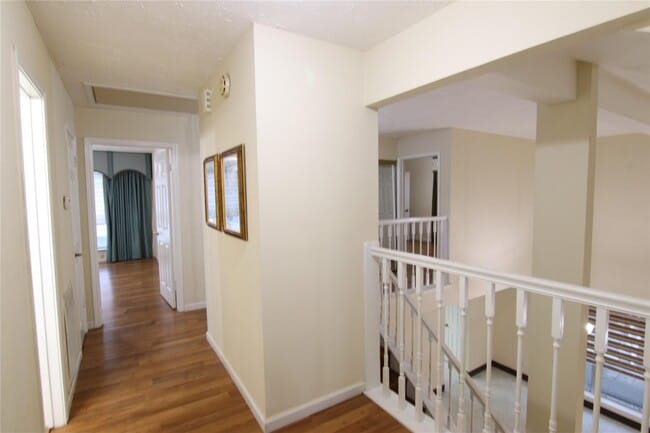 Building Photo - 12430 Brook Meadows Ln