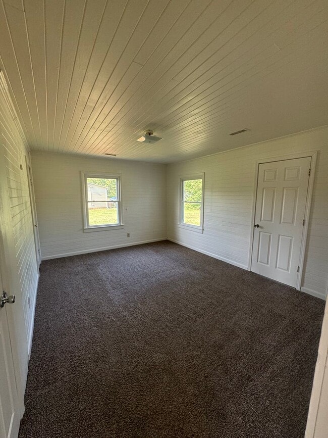 Building Photo - 2/1 in Cleveland County, NC - close to hwy 74