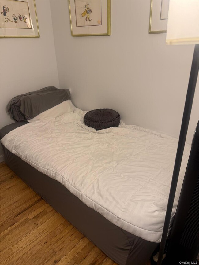 Building Photo - 601 Chestnut St