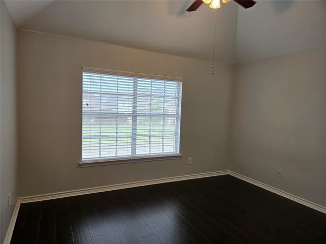 Building Photo - 1355 Meadowview Dr