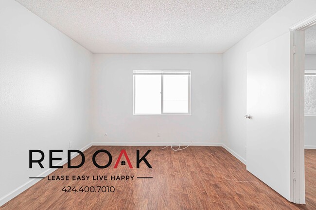 Building Photo - 5624 Fair Ave